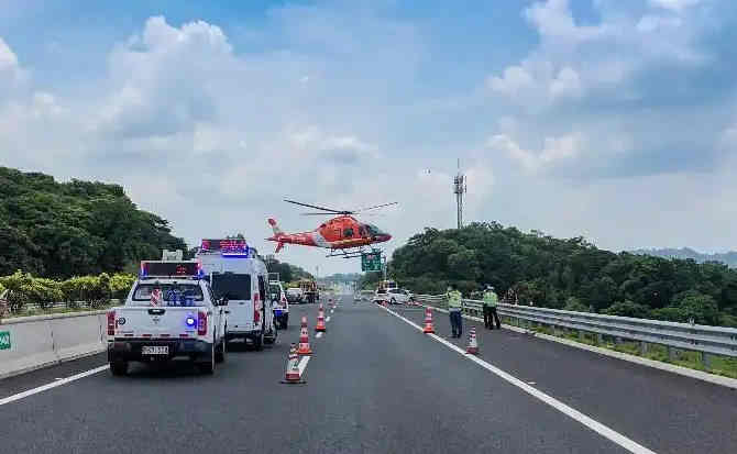 北海高速公路汽车救援案例